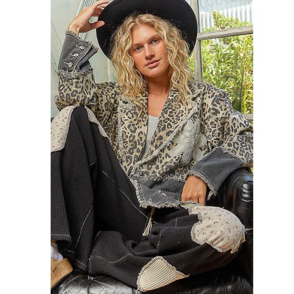 "The Contessa" Animal Print Crochet Patch Blazer Jacket - Picture 2 of 4
